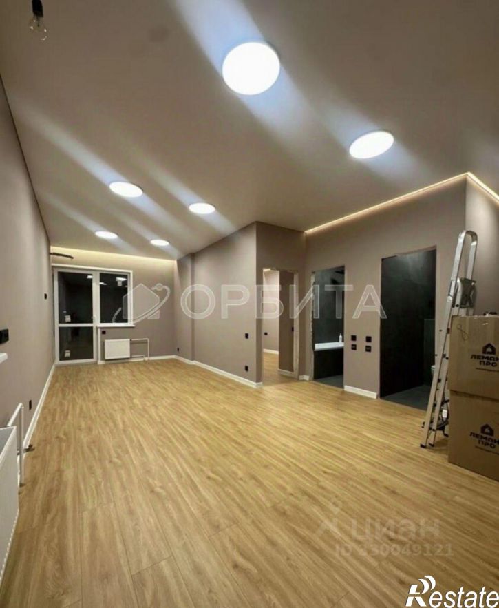1-комн квартира ул Парада Победы, 11,  д. 11