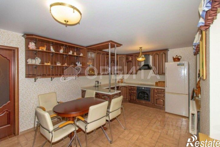 4-комн квартира ул Газовиков, 2,  д. 2