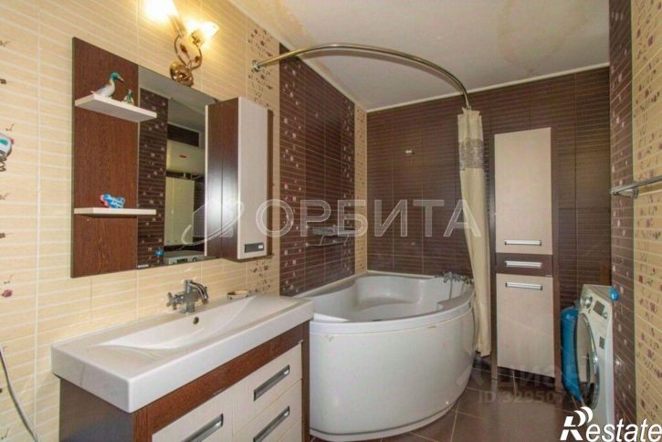 4-комн квартира ул Газовиков, 2,  д. 2