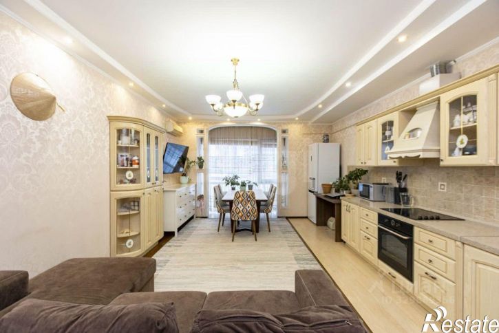 3-комн квартира ул Максима Горького, 68 1,  д. 68 1,  к. 1