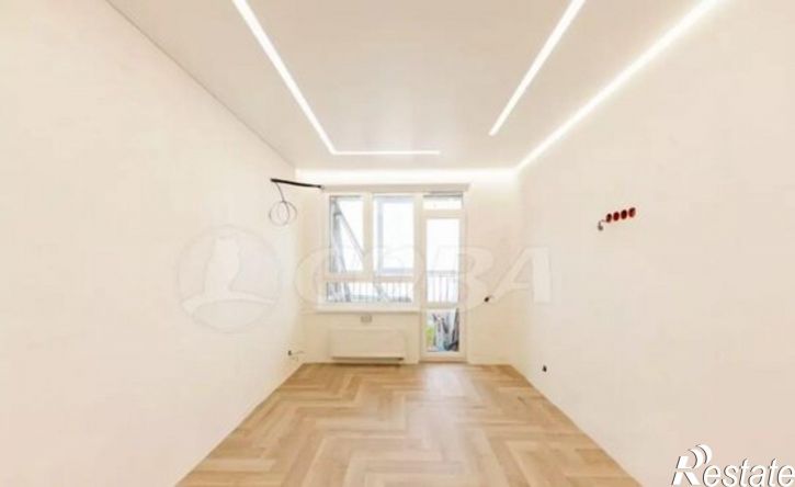 3-комн квартира ул Сергея Свиридова, 5,  д. 5