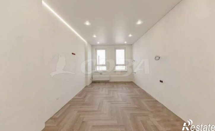 3-комн квартира ул Сергея Свиридова, 5,  д. 5