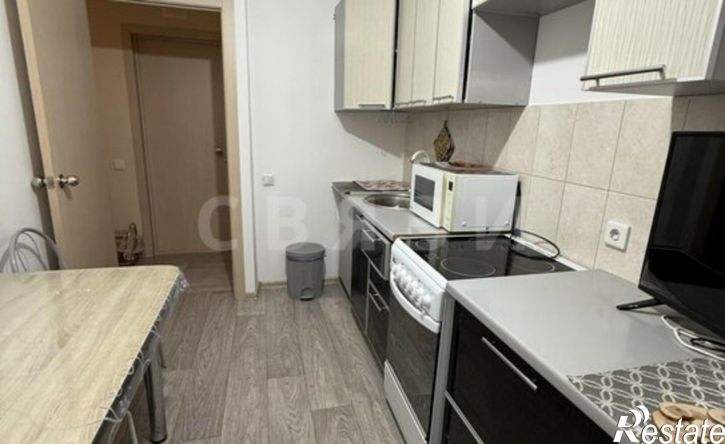 3-комн квартира улица Республики, 204 к14,  д. 204 к14