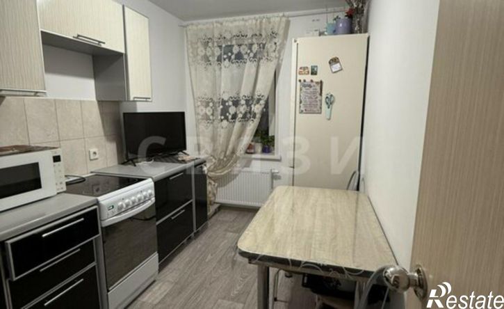 3-комн квартира улица Республики, 204 к14,  д. 204 к14