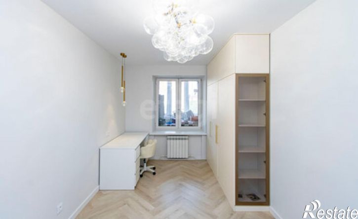 2-комн квартира Орловская улица, 52,  д. 52