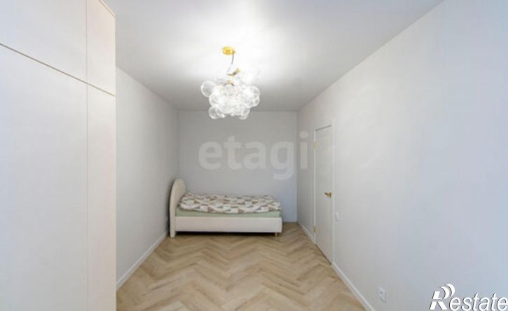 2-комн квартира Орловская улица, 52,  д. 52