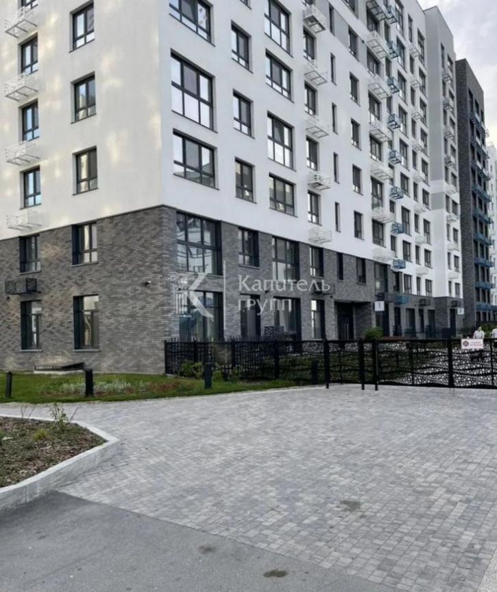 3-комн квартира улица Павла Никольского, 10к1