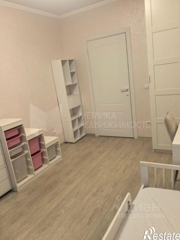 3-комн квартира ул Кремлевская, 112 4,  д. 112 4,  к. 4
