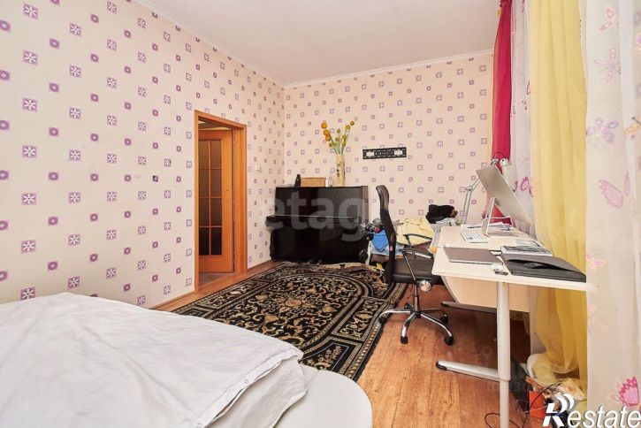4-комн квартира улица Республики, 171/2,  д. 171/2