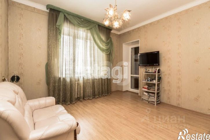 4-комн квартира улица Пржевальского, 35,  д. 35