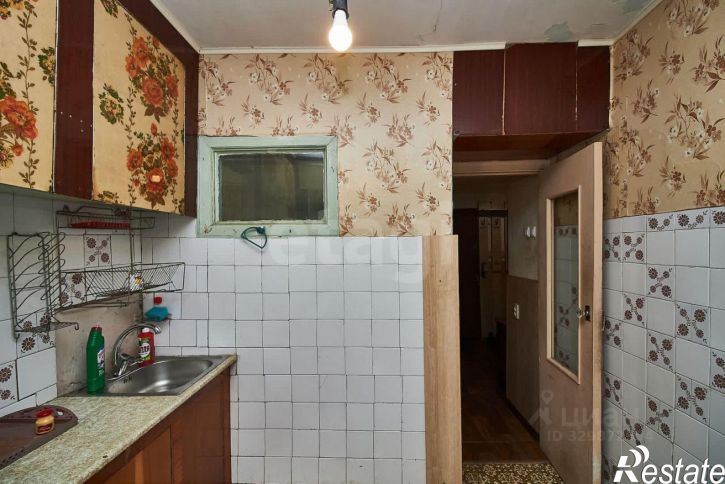 3-комн квартира Карская улица, 23,  д. 23