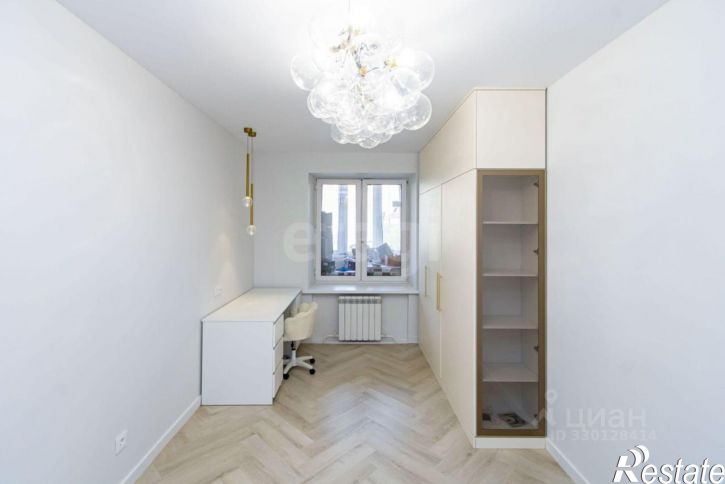 2-комн квартира Орловская улица, 52,  д. 52