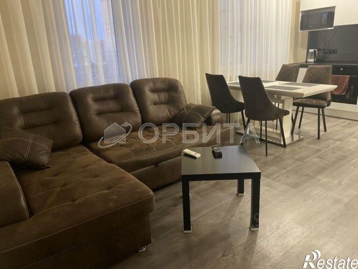 3-комн квартира ул Муравленко, 7,  д. 7