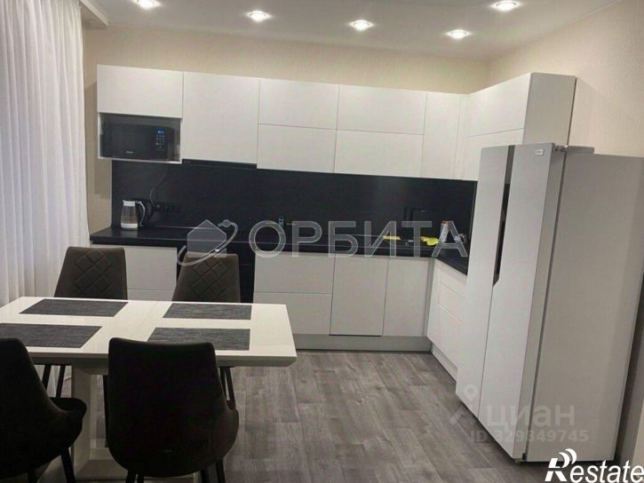 3-комн квартира ул Муравленко, 7,  д. 7