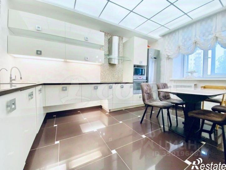 3-комн квартира ул Демьяна Бедного, 83 1,  д. 83 1,  к. 1