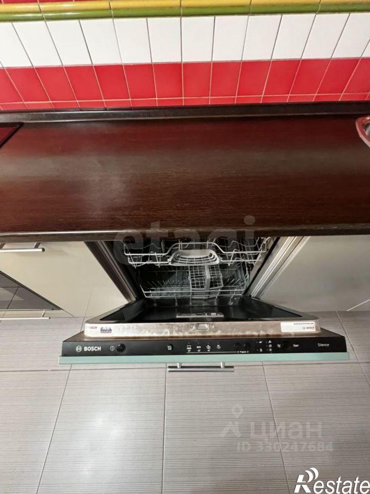 3-комн квартира Орловская улица, 52,  д. 52