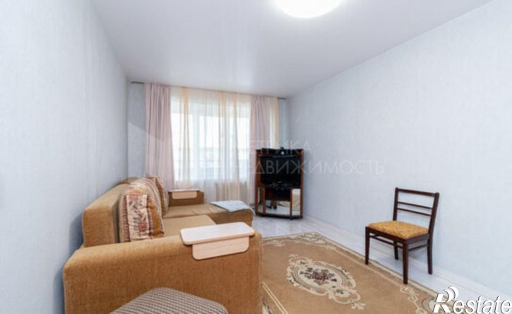 2-комн квартира улица Орджоникидзе, 4,  д. 4