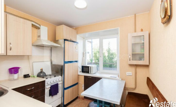 2-комн квартира улица Орджоникидзе, 4,  д. 4