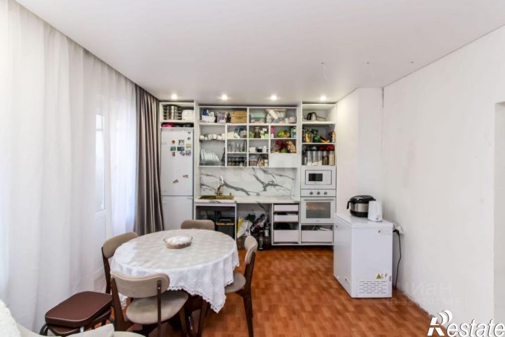 3-комн квартира Пражская улица, 51,  д. 51