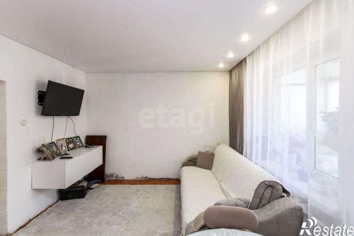 3-комн квартира Пражская улица, 51,  д. 51