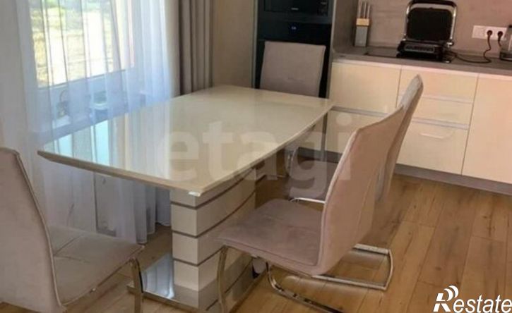 2-комн квартира улица 50 лет Октября, 57В,  д. 57В