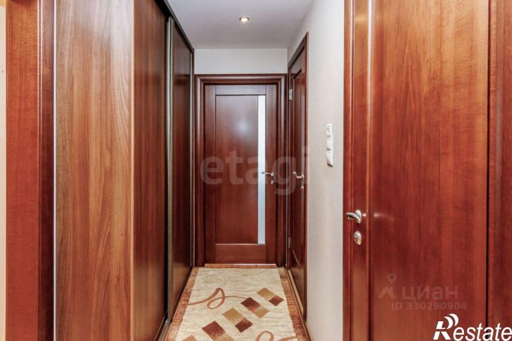 3-комн квартира улица Демьяна Бедного, 102,  д. 102