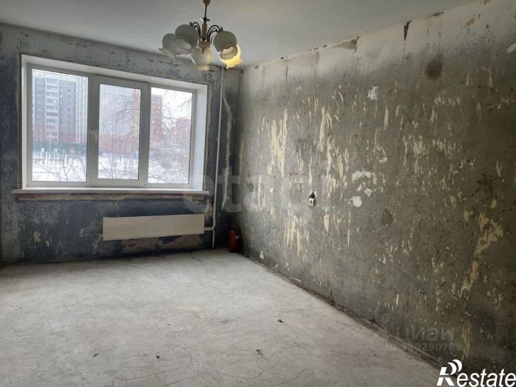 3-комн квартира улица Энергостроителей, 12,  д. 12