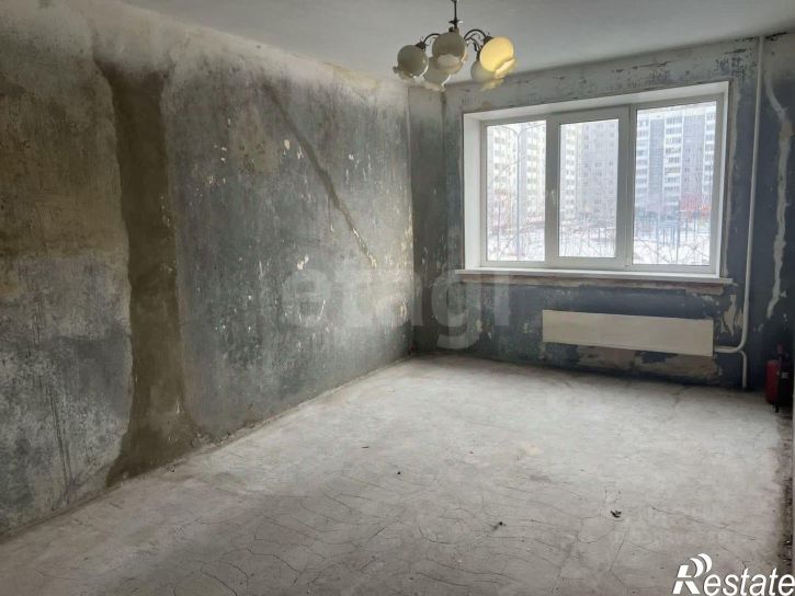 3-комн квартира улица Энергостроителей, 12,  д. 12