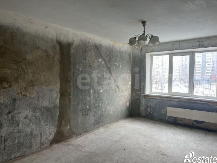 3-комн квартира улица Энергостроителей, 12,  д. 12