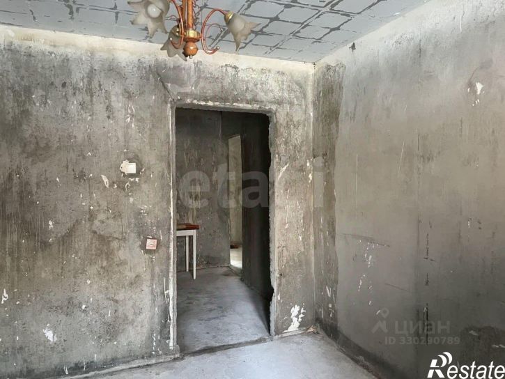 3-комн квартира улица Энергостроителей, 12,  д. 12