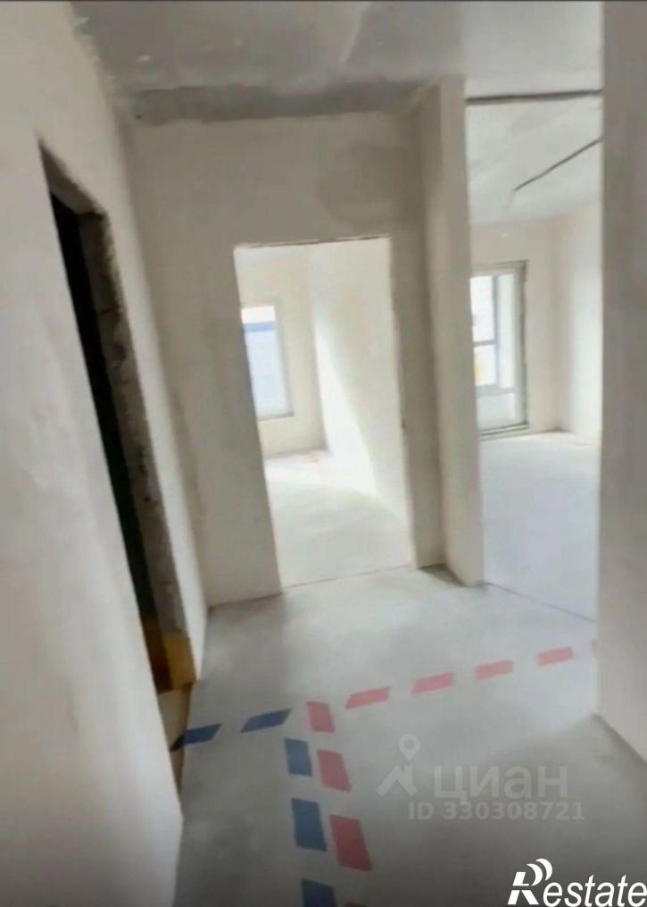 3-комн квартира улица Пожарных и спасателей, 18,  д. 18