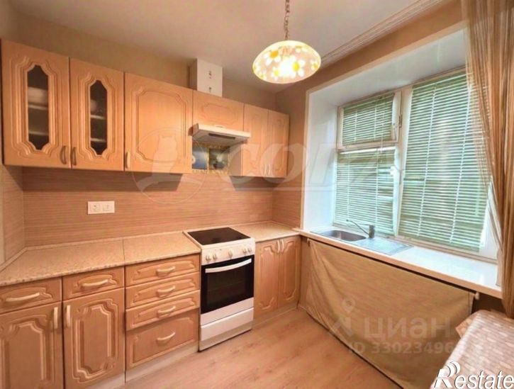 2-комн квартира улица Серова, 19,  д. 19