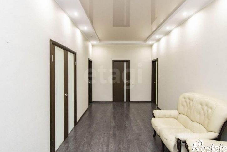 3-комн квартира улица Малыгина, 90,  д. 90
