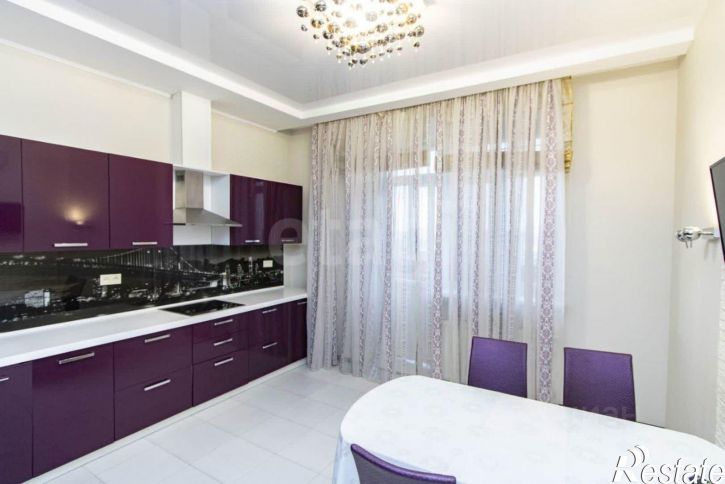 3-комн квартира улица Малыгина, 90,  д. 90