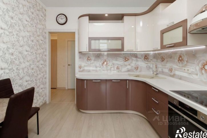3-комн квартира улица Федюнинского, 30,  д. 30