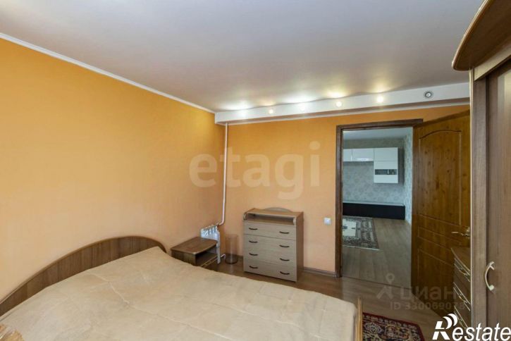 3-комн квартира ул Республики, 90,  д. 90