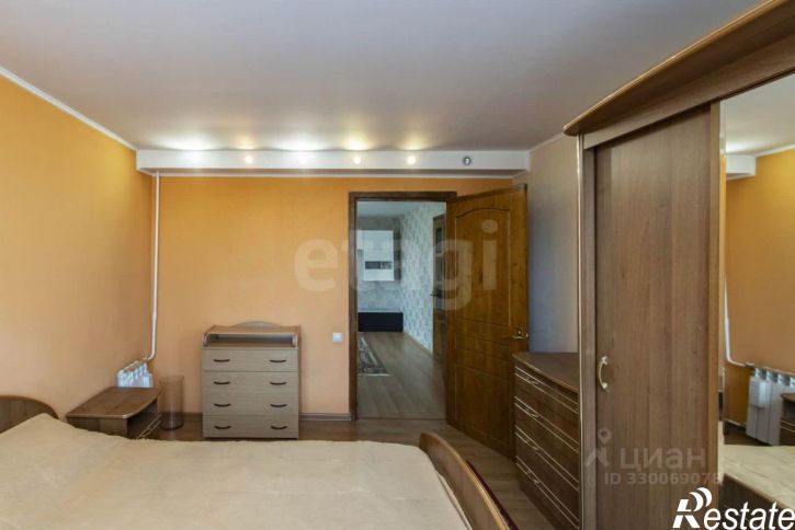 3-комн квартира ул Республики, 90,  д. 90