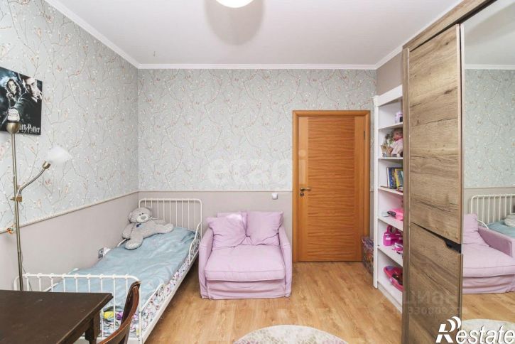 3-комн квартира улица Александра Матросова, 1/2,  д. 1/2