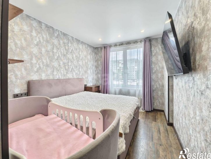 2-комн квартира улица Муравленко, 11,  д. 11