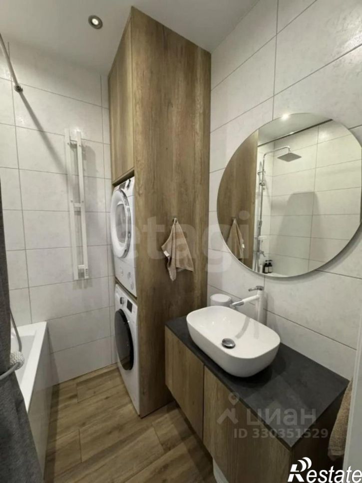2-комн квартира ул Александра Протозанова, 16 2,  д. 16 2,  к. 2