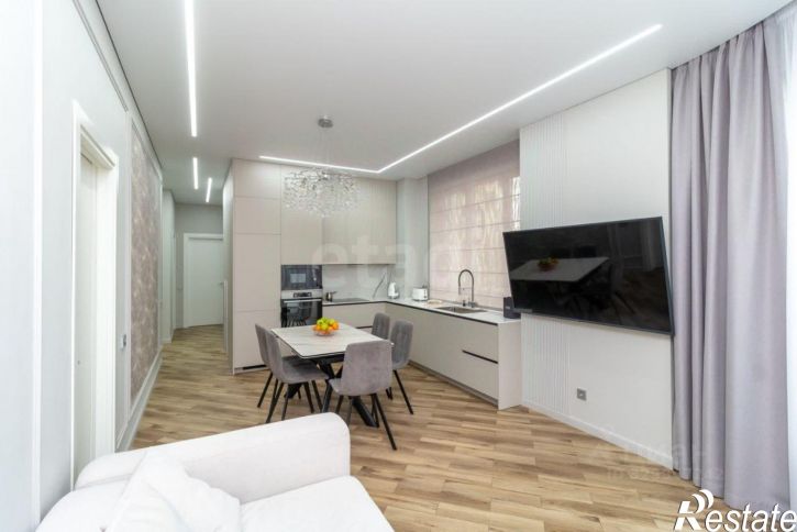 3-комн квартира улица Пожарных и спасателей, 1,  д. 1
