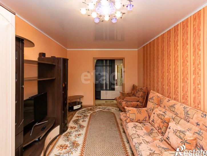 3-комн квартира улица Демьяна Бедного, 102,  д. 102