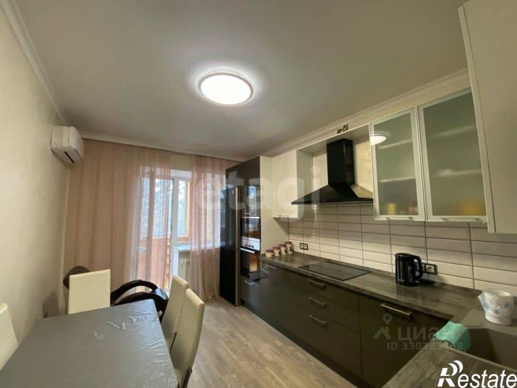 3-комн квартира Московский тракт, 143 к5,  д. 143 к5