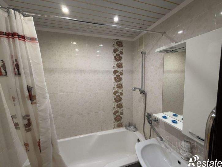 2-комн квартира улица Энергостроителей, 6,  д. 6
