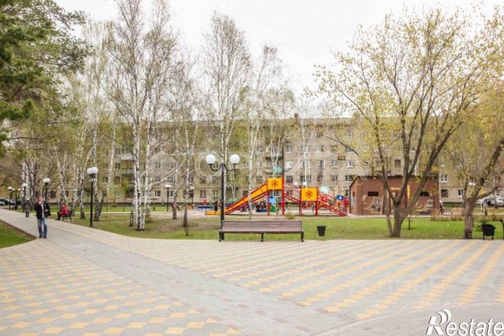 2-комн квартира ул 50 лет Октября, 37а,  д. 37а