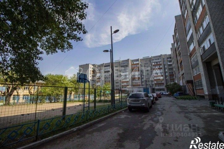 2-комн квартира улица Циолковского, 15,  д. 15