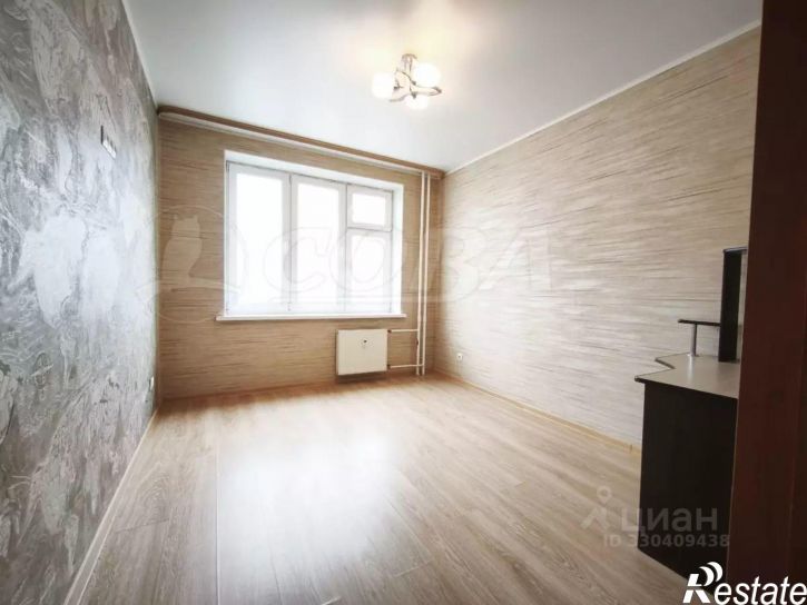 2-комн квартира улица Александра Протозанова, 16,  д. 16