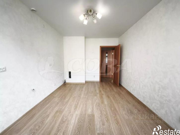 2-комн квартира улица Александра Протозанова, 16,  д. 16