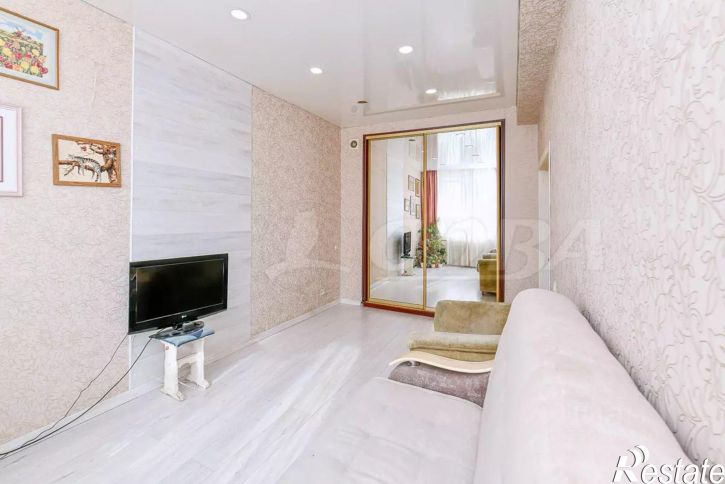 2-комн квартира улица Жуковского, 84 к1,  д. 84 к1