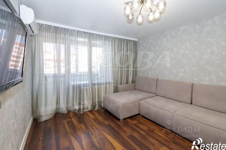 3-комн квартира ул Боровская, 8,  д. 8